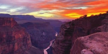 Unforgettable US Summer Vacation: A 12-Day National Parks Itinerary - Cover Image